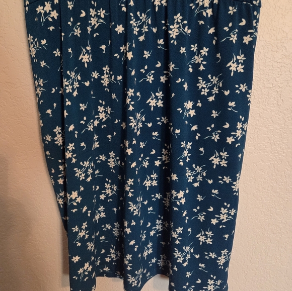 Kaileigh Floral Blue Dress SzXL - Picture 11 of 11